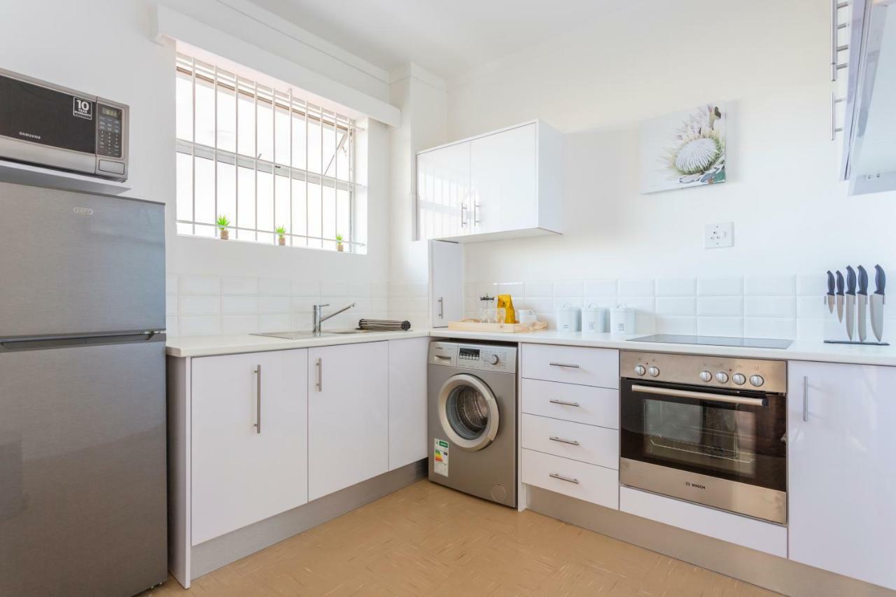 Camps Bay Holiday Apartments Kaapstad Buitenkant foto